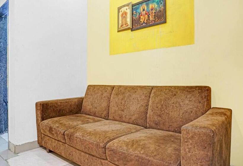 هتل Flagship Satnam Inn Near Sant Tukaram Nagar Metro Station