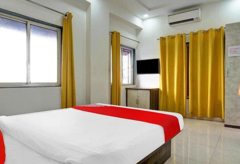 هتل Flagship Satnam Inn Near Sant Tukaram Nagar Metro Station