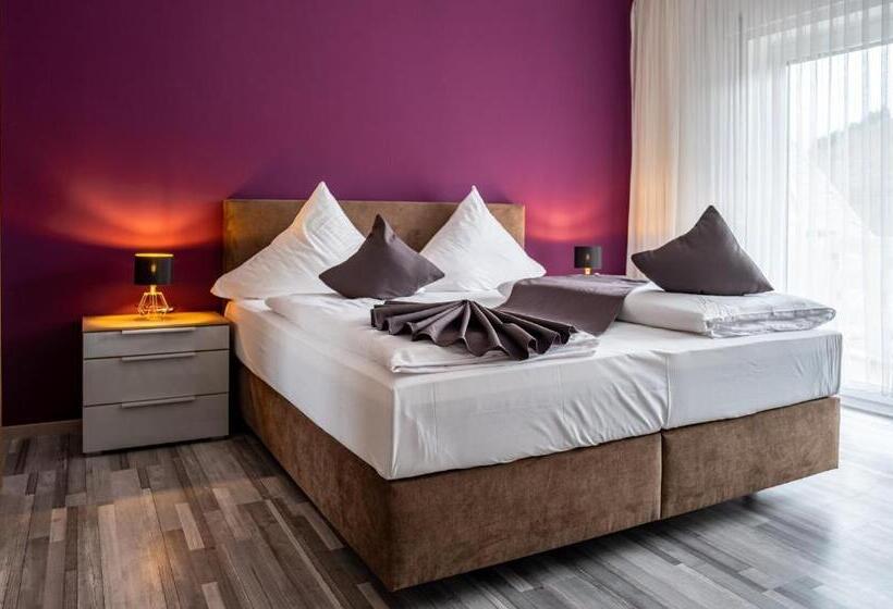 ホテル Mike‘s Mosel Lodge