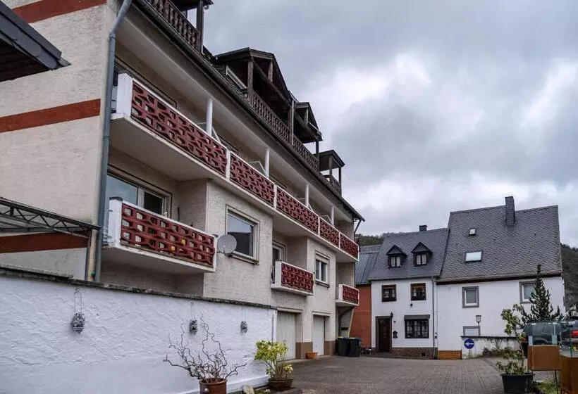 Hotelli Mike‘s Mosel Lodge