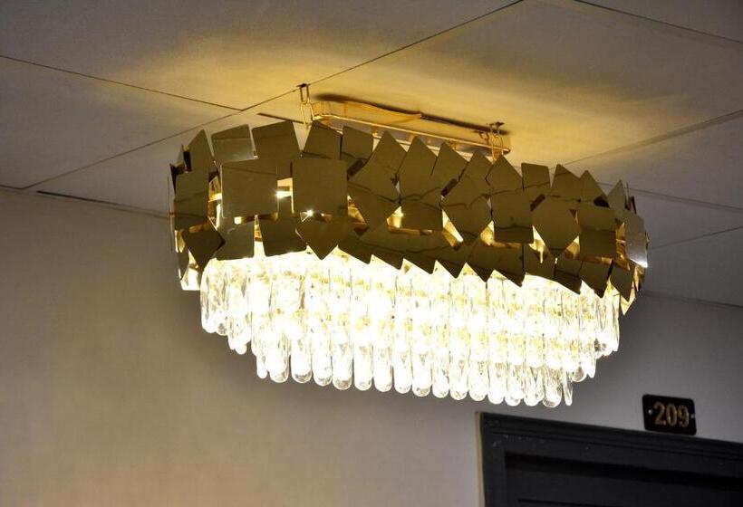 酒店 Prince Residency Club House