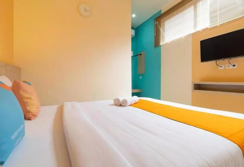 Sans Hotel Bubulak Bogor