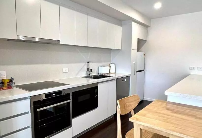 Hotelli Sixty Six Boutique Apartments