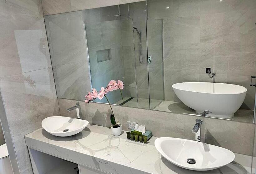 בית מלון כפרי Sixty Six Boutique Apartments