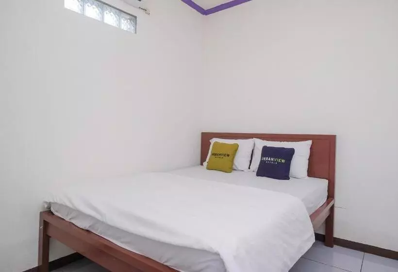 Hotelli Urbanview Syariah Zidney 3 Salatiga By Reddoorz