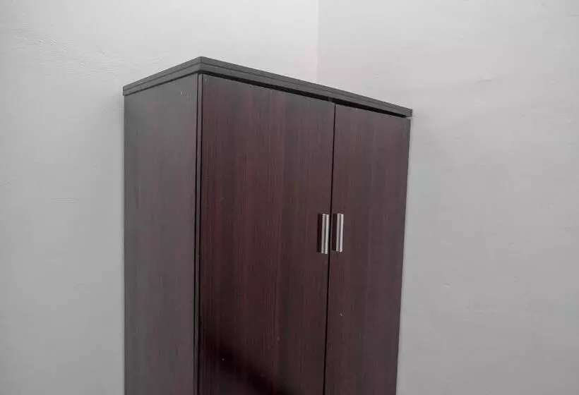 Hotelli Urbanview Syariah Zidney 3 Salatiga By Reddoorz