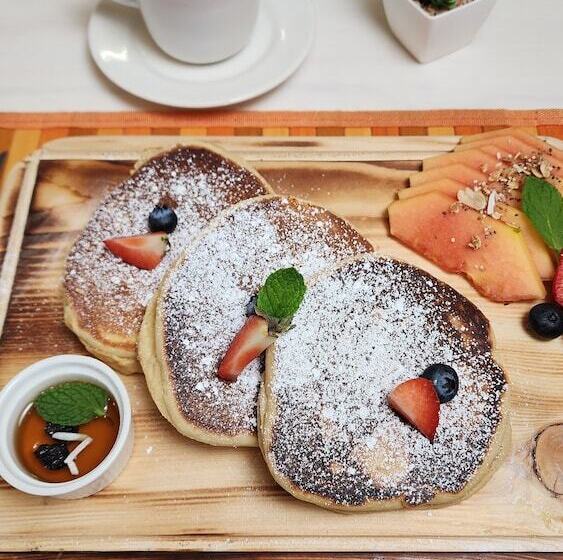 Suites Lomboy & Plaza