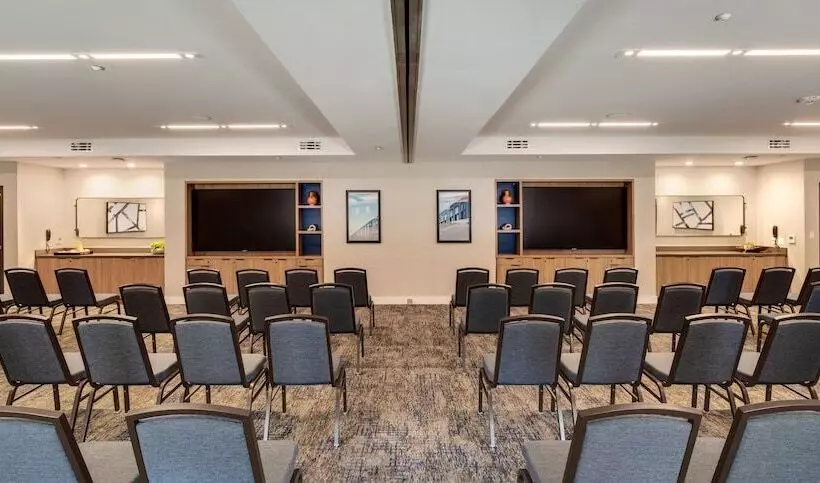 Ayres Hotel Rialto Fontana