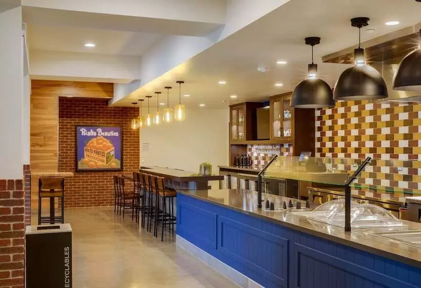 Ayres Hotel Rialto Fontana