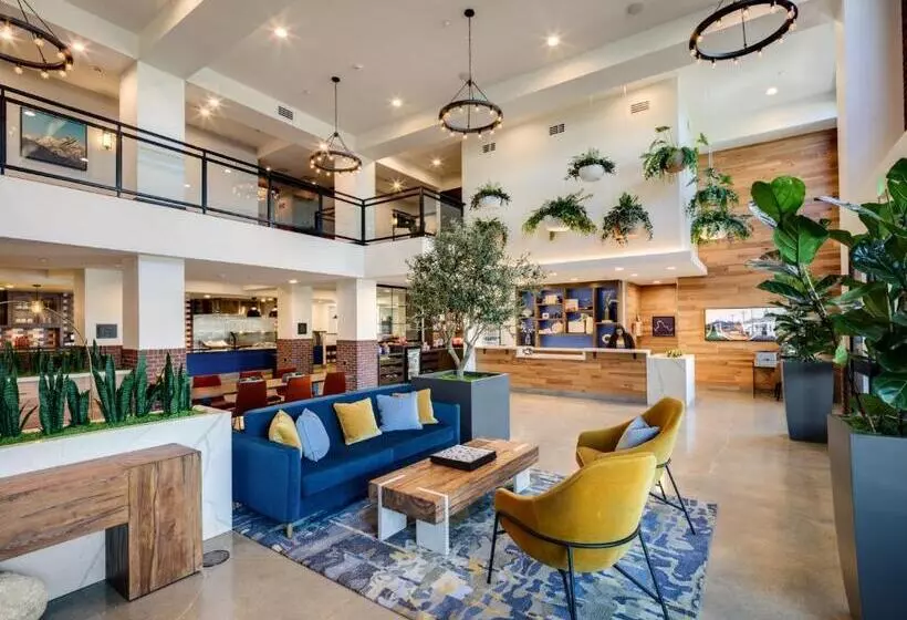 Ayres Hotel Rialto Fontana