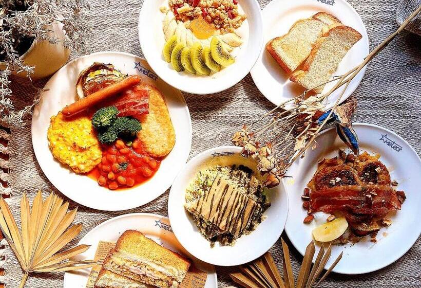 Hakuba Log Hotel Meteor