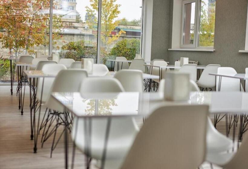 호텔 спа готель поло медлайф