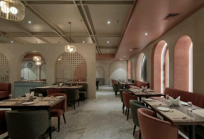 Отель Akruti, Nanded