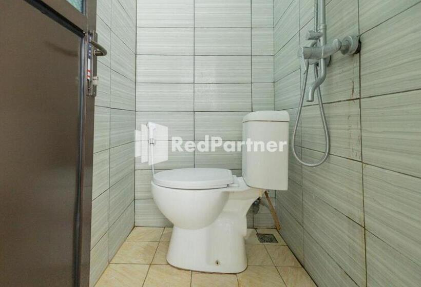 فندق Atiq Homestay Syariah Mitra Reddoorz