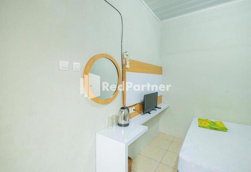 فندق Atiq Homestay Syariah Mitra Reddoorz