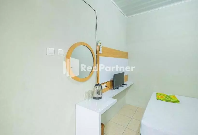ホテル Atiq Homestay Syariah Mitra Reddoorz