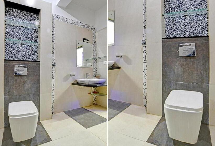 Hotel Collection O 805123 Akriti Regency