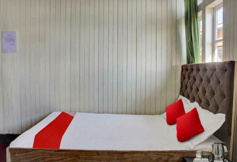 בית מלון כפרי Oyo 80513 Rose Garden