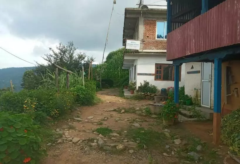 هتل Unique Point Home Stay