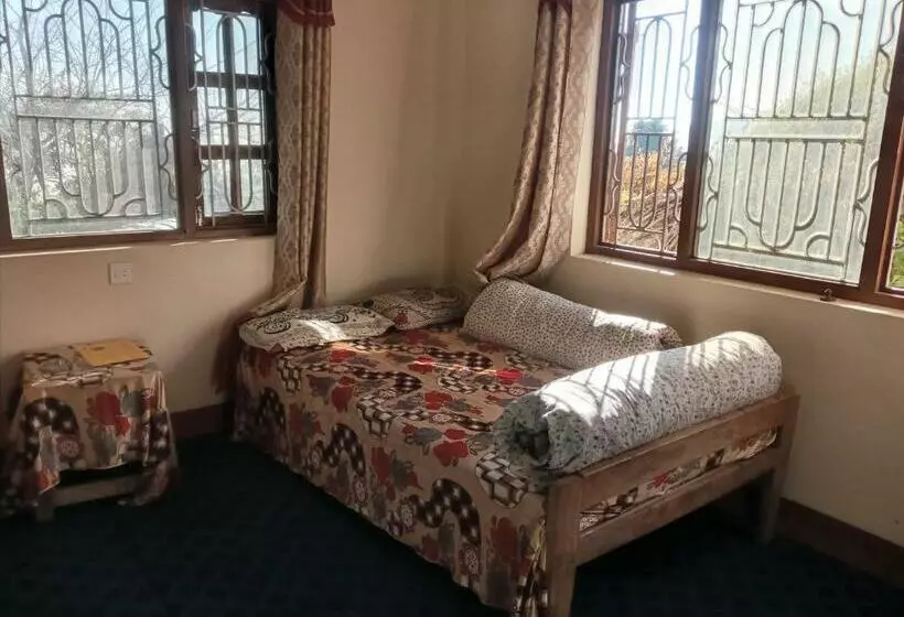 هتل Unique Point Home Stay