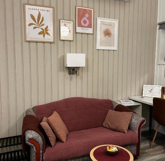 Lilla Huset Bed & Breakfast Countryside Guesthouse, Free Parking