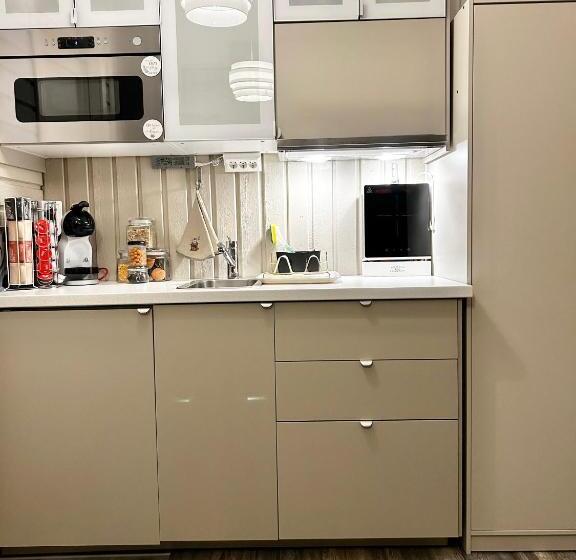 Lilla Huset Bed & Breakfast Countryside Guesthouse, Free Parking