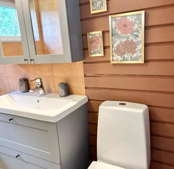 Lilla Huset Bed & Breakfast   Countryside Guesthouse, Free Parking