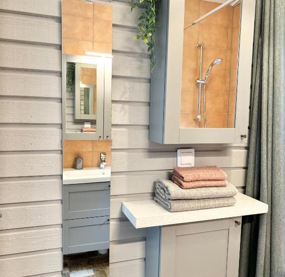 Lilla Huset Bed & Breakfast Countryside Guesthouse, Free Parking