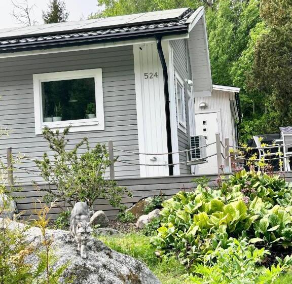 Lilla Huset Bed & Breakfast Countryside Guesthouse, Free Parking