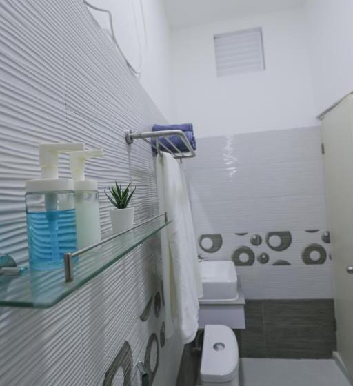 پانسیون Tropica Thoddoo Inn, Maldives