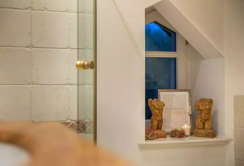 Majatalo Villa Ottilienruh Spitzweg Suite