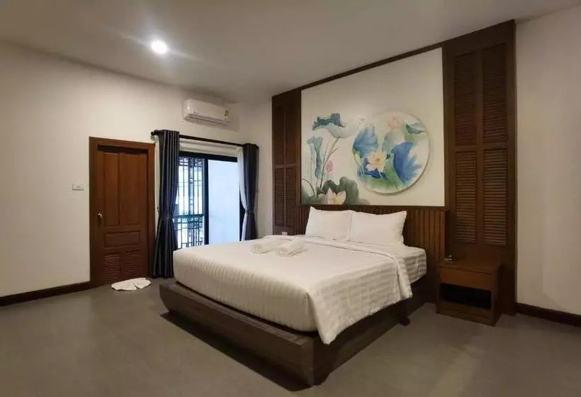 โรงแรมชลาลัย กระบี่ Chalalai Hotel Krabi