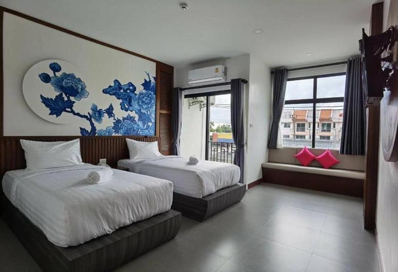 โรงแรมชลาลัย กระบี่ Chalalai Hotel Krabi