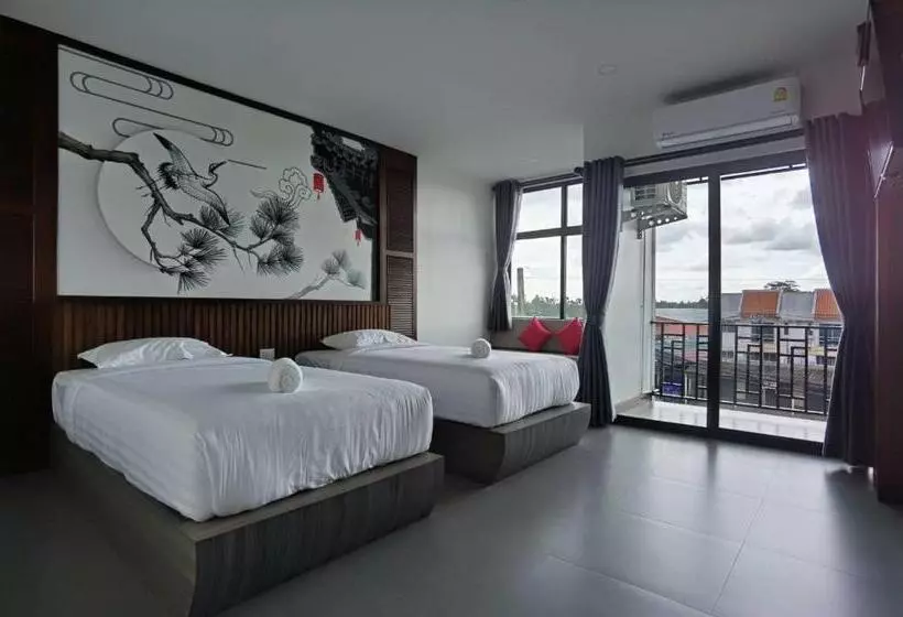 โรงแรมชลาลัย กระบี่ Chalalai Hotel Krabi