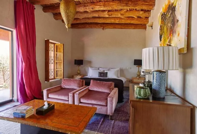 Aamiaismajoitus (B&B) Dar Imiri