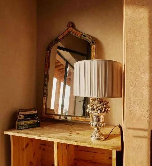 Aamiaismajoitus (B&B) Dar Imiri