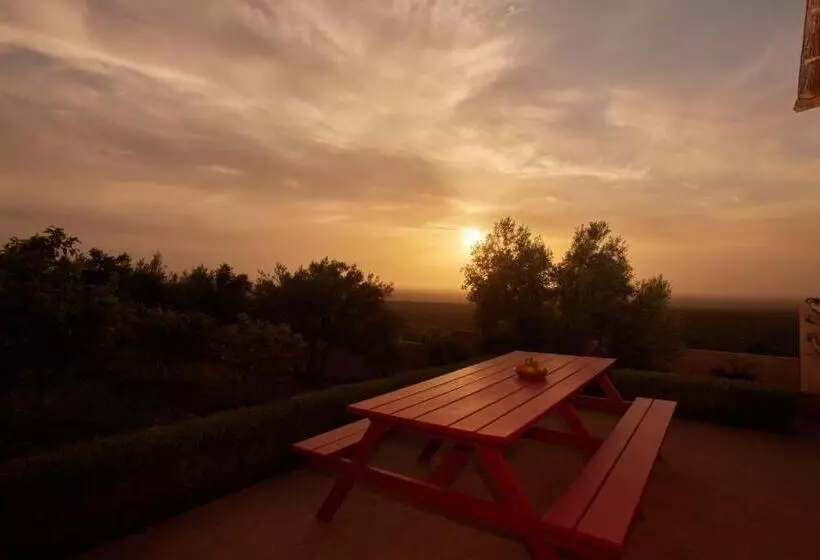 Aamiaismajoitus (B&B) Dar Imiri