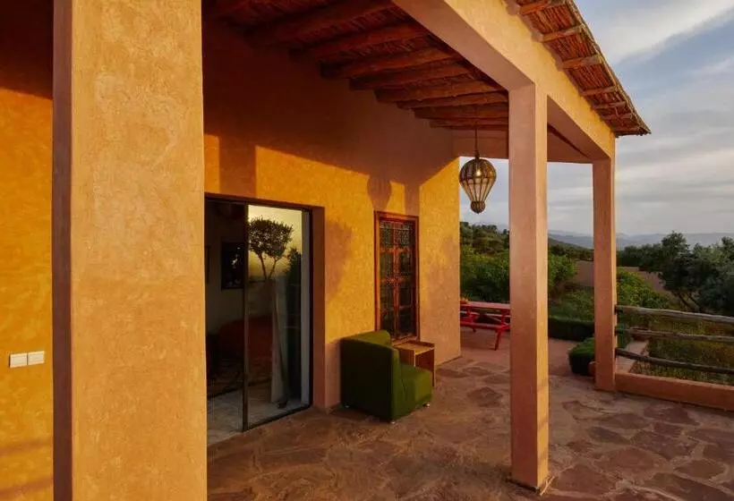 Aamiaismajoitus (B&B) Dar Imiri