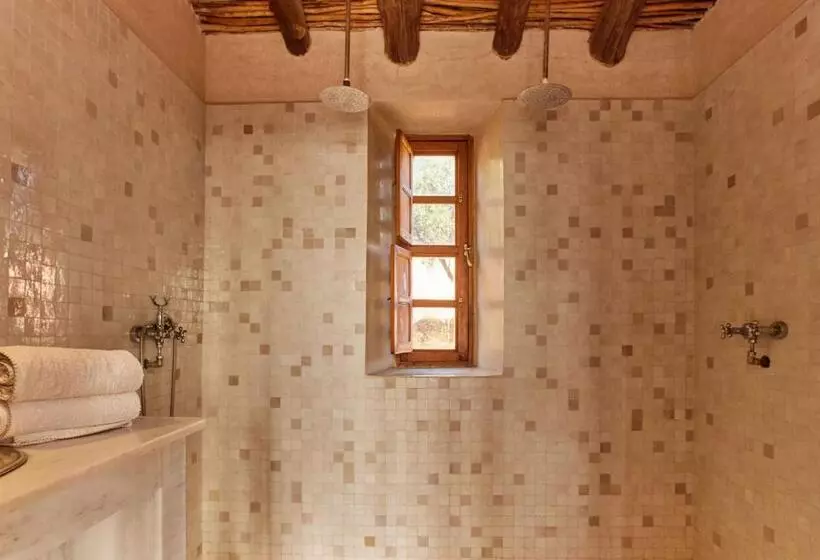 Aamiaismajoitus (B&B) Dar Imiri