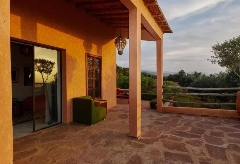 Aamiaismajoitus (B&B) Dar Imiri