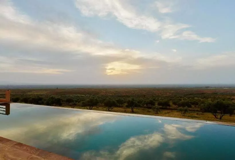 Aamiaismajoitus (B&B) Dar Imiri