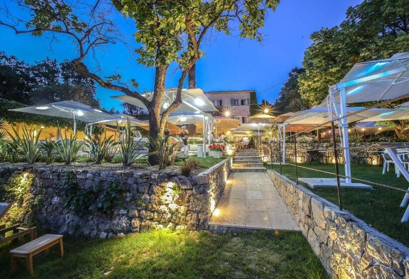 مبيت وإفطار Les Chambres D Hôtes De L Oliveraie