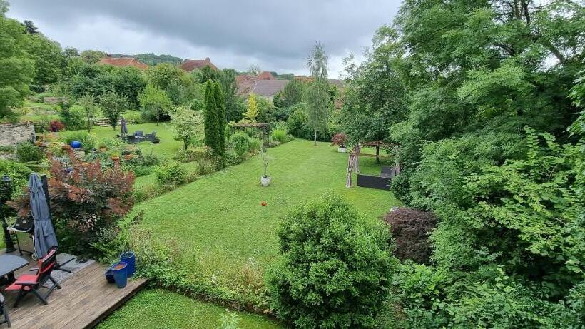 Bed and Breakfast Maison Egalité