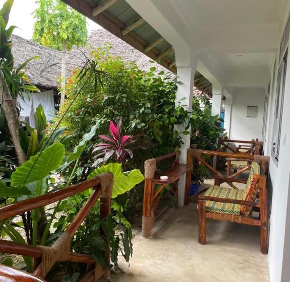 Bed & Breakfast Mana Nungwi