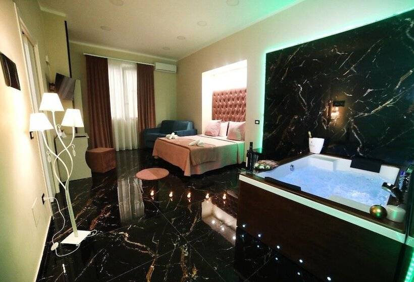 تختخواب و صبحانه My Luxury