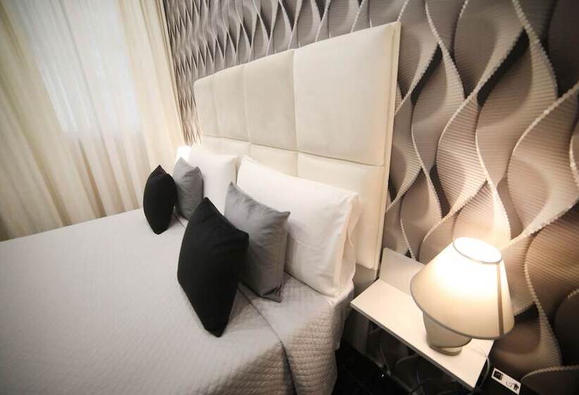 تختخواب و صبحانه My Luxury