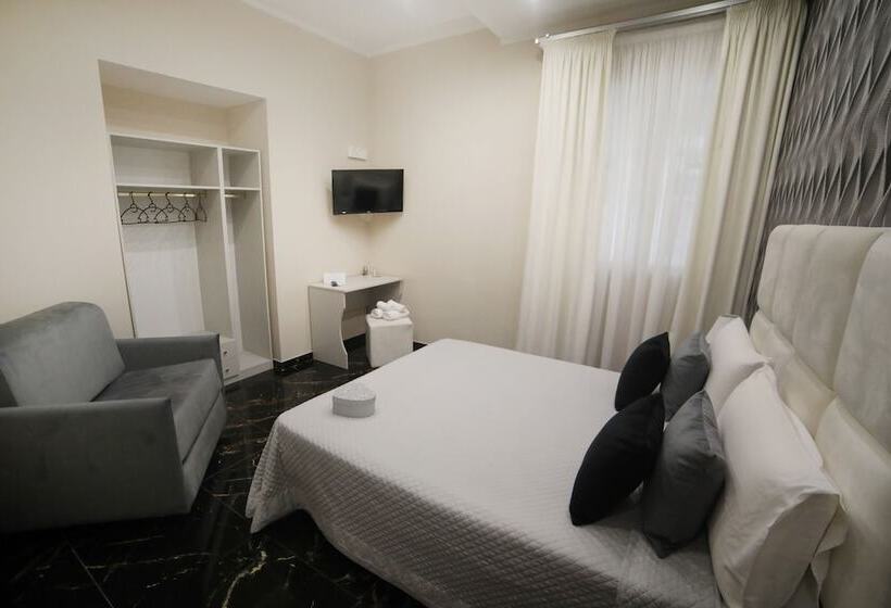 تختخواب و صبحانه My Luxury