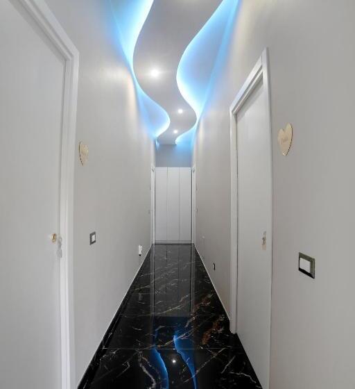 تختخواب و صبحانه My Luxury