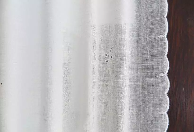 Aamiaismajoitus (B&B) Tomé, Casa De Huéspedes