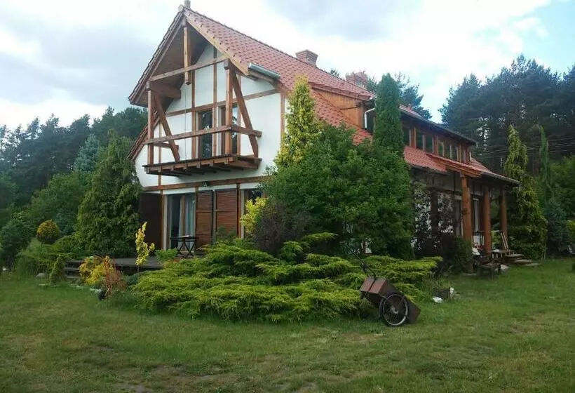 ホテル Agroturystyka Nad Wartą